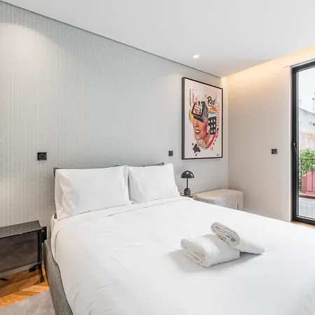 Апартаменты Sao Lazaro Premium *