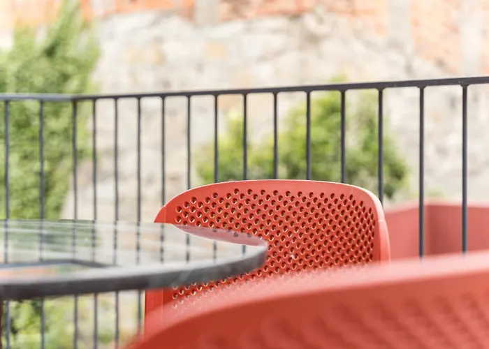 Sao Lazaro Premium * Porto