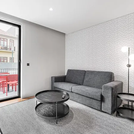 Sao Lazaro Premium ポルト