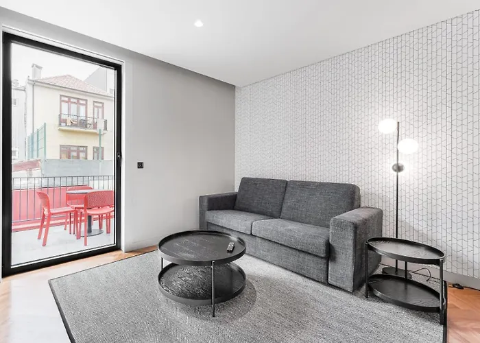 Sao Lazaro Premium Porto