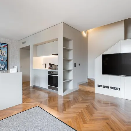 Sao Lazaro Premium * Porto